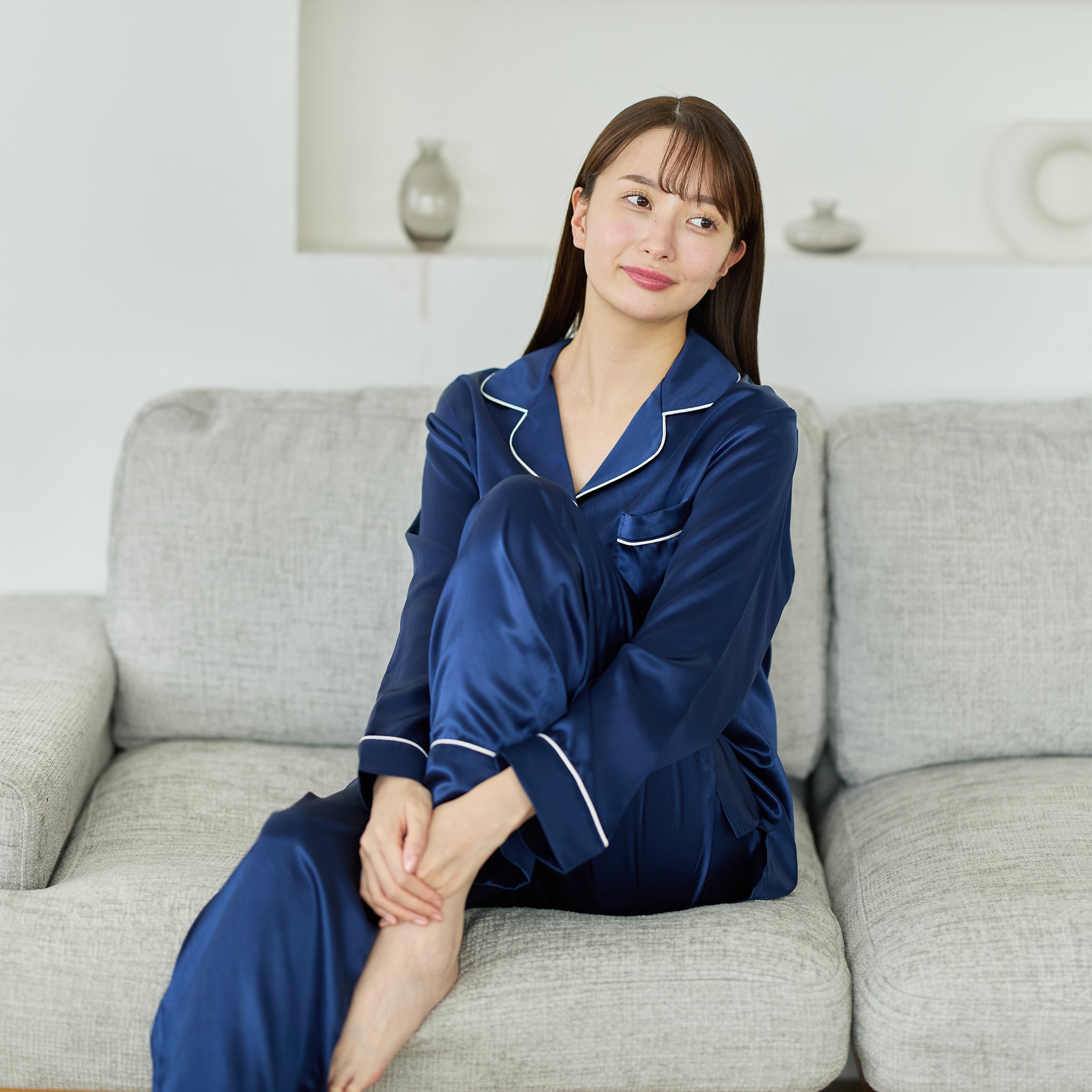 シルク100% 長袖パジャマ